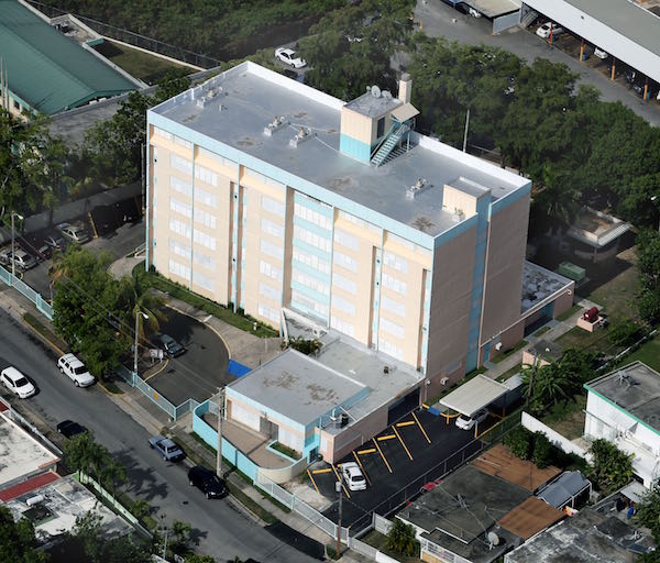 Égida de la Policia (South Area), Ponce, Puerto RicoThe Ashford Plaza Condominium F&R Construction Company